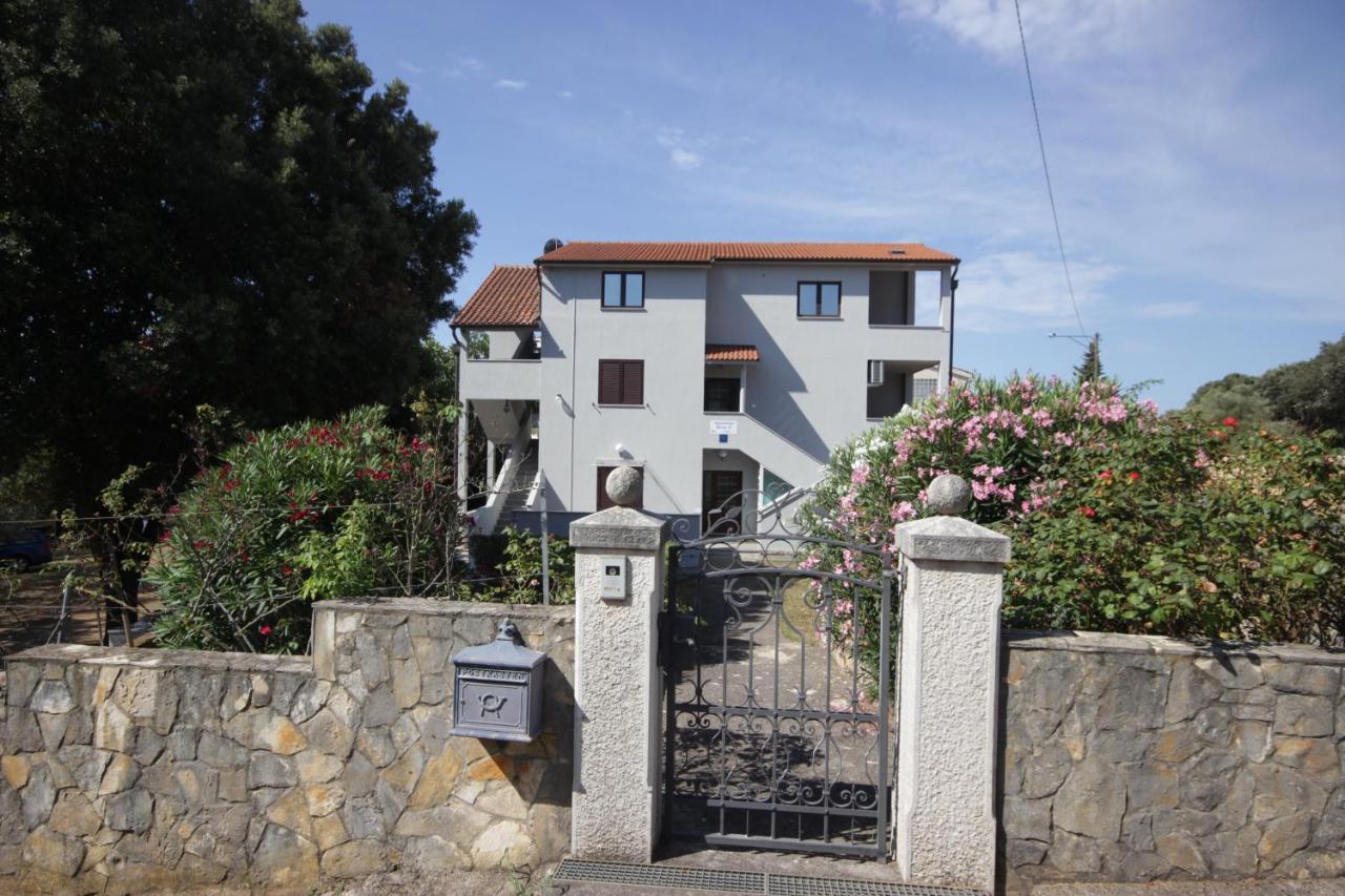 Apartments Smitran Баньоле Екстер'єр фото