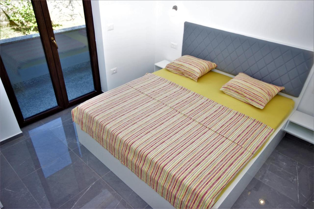Apartments Smitran Баньоле Екстер'єр фото