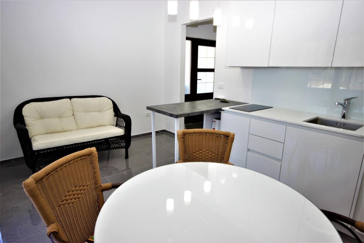 Apartments Smitran Баньоле Екстер'єр фото