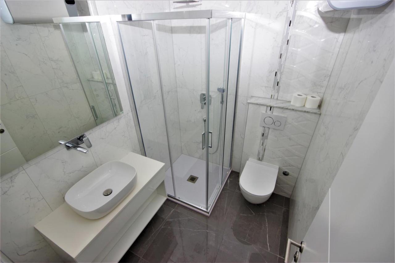 Apartments Smitran Баньоле Екстер'єр фото