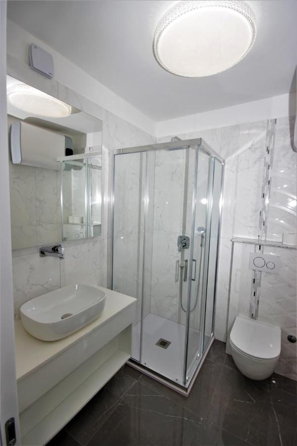 Apartments Smitran Баньоле Екстер'єр фото
